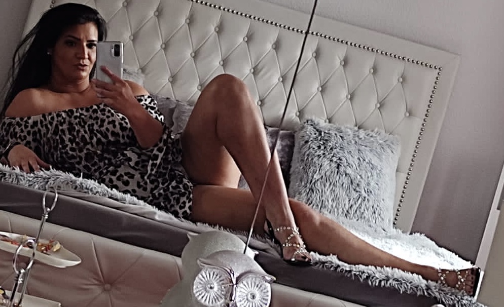 F6CB3F16-EEF9-4980-87B9-1DA8E9CE3DA2